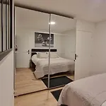 Apartment , Bordeaux Merignac Airport